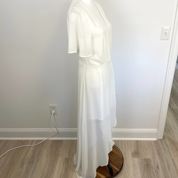 Show Me Your Mumu White Sophia Wrap Dress Size Medium New - Picture 8 of 16